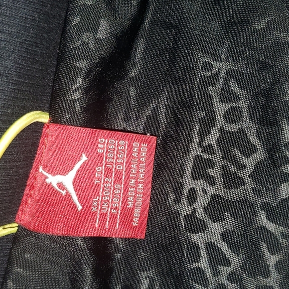 Air jordan Elephant print track jacket - Picture 3 of 7
